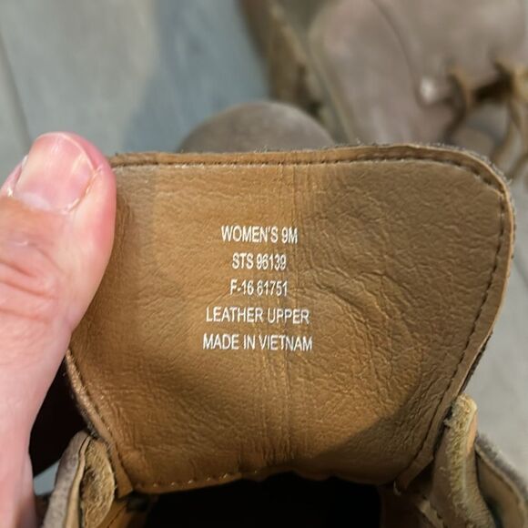 BRAND NEW SPERRY TOP SIDER WOMENS STELLA PROW ANKLE BOOTIE SUEDE TAN SIZE 9 - Picture 9 of 9